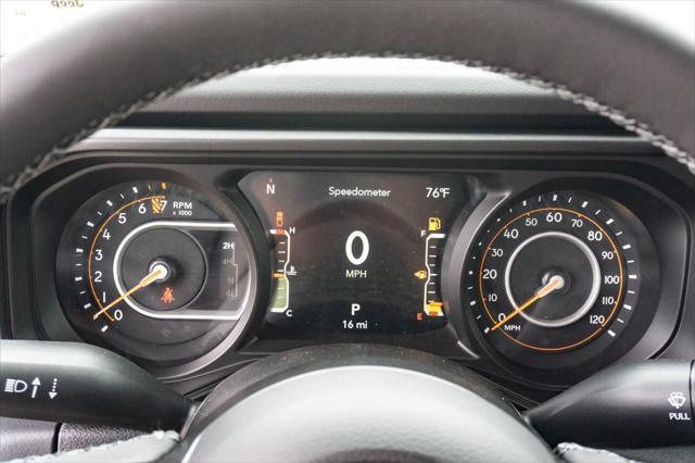 new 2025 Jeep Gladiator car, priced at $45,164