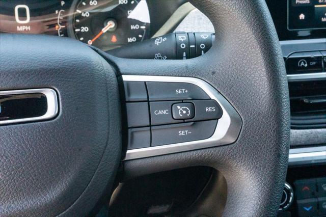 new 2025 Jeep Compass car, priced at $28,090