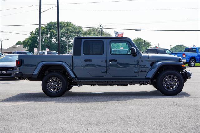 new 2024 Jeep Gladiator car, priced at $50,075