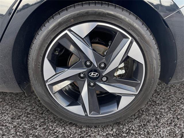 used 2021 Hyundai Elantra car, priced at $18,356