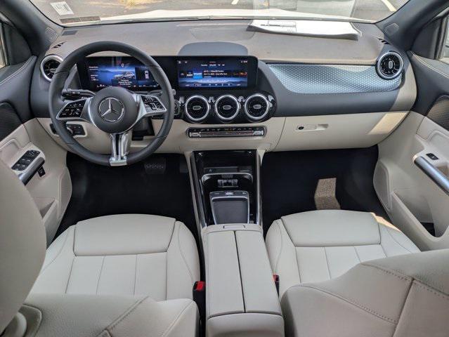 new 2025 Mercedes-Benz GLA 250 car, priced at $44,250