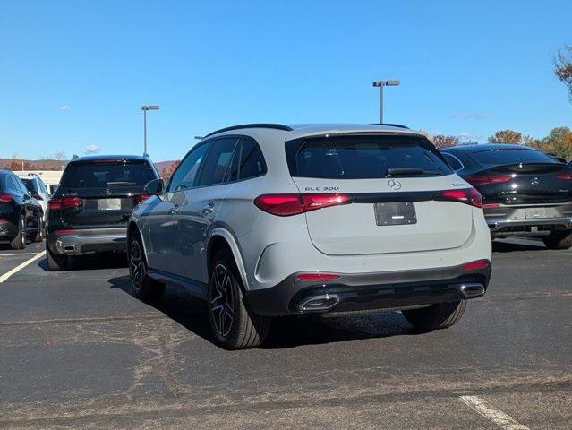 new 2026 Mercedes-Benz GLC 300 car, priced at $60,260