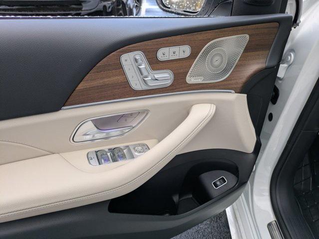 new 2026 Mercedes-Benz GLE 450 car, priced at $77,495