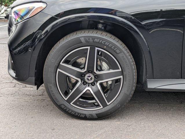new 2025 Mercedes-Benz GLC 300 car, priced at $57,600