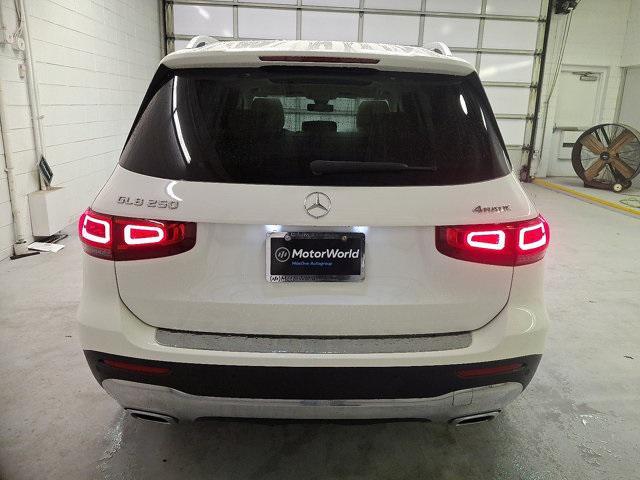 used 2021 Mercedes-Benz GLB 250 car, priced at $28,400