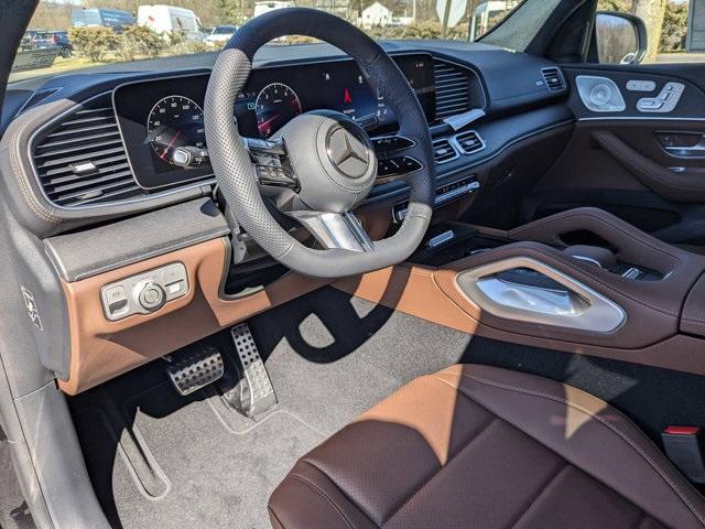 new 2024 Mercedes-Benz GLS 450 car