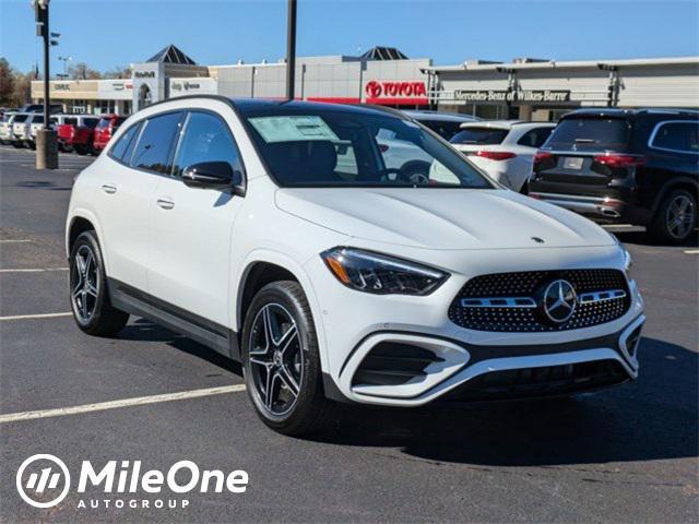 new 2025 Mercedes-Benz GLA 250 car, priced at $53,975