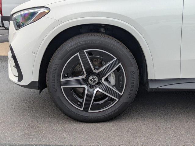 new 2025 Mercedes-Benz GLC 350e car, priced at $68,400