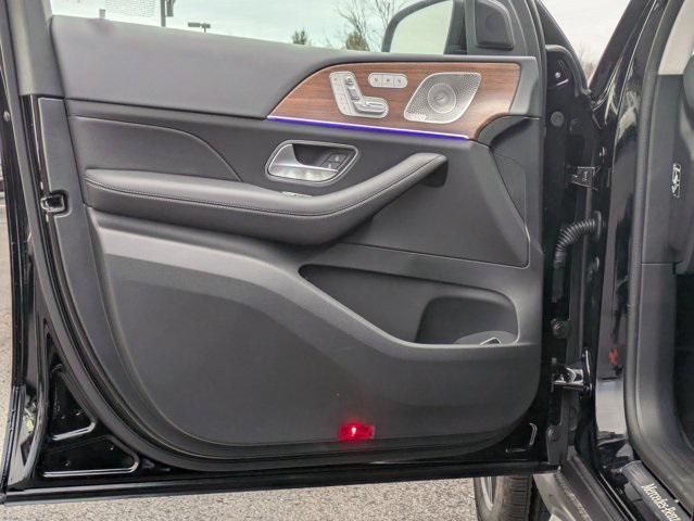 new 2026 Mercedes-Benz GLE 450 car, priced at $80,310