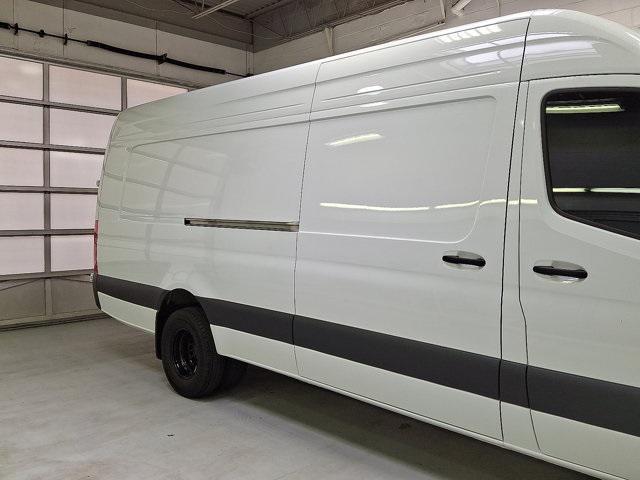 used 2024 Mercedes-Benz Sprinter 4500 car, priced at $60,600