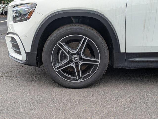 new 2025 Mercedes-Benz GLB 250 car, priced at $54,125