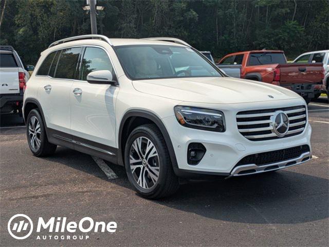 new 2025 Mercedes-Benz GLB 250 car, priced at $51,095