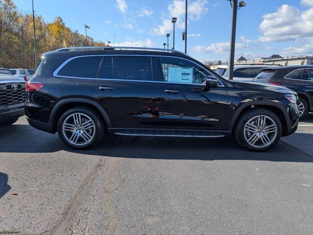 new 2025 Mercedes-Benz GLS 450 car, priced at $92,680