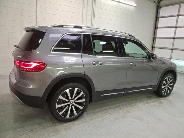 used 2023 Mercedes-Benz GLB 250 car, priced at $33,100