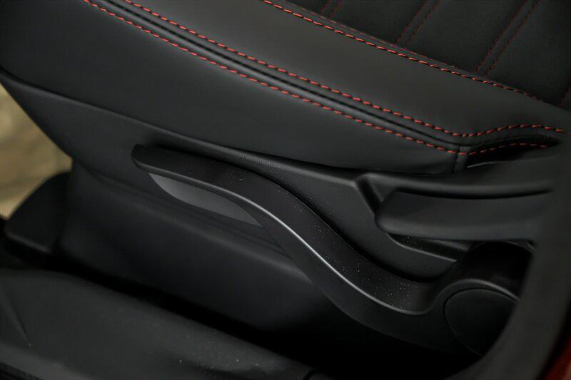 new 2025 Mitsubishi Outlander Sport car, priced at $28,066