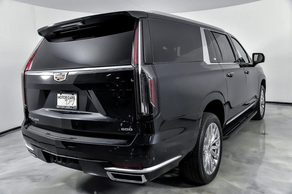 used 2023 Cadillac Escalade ESV car, priced at $65,995