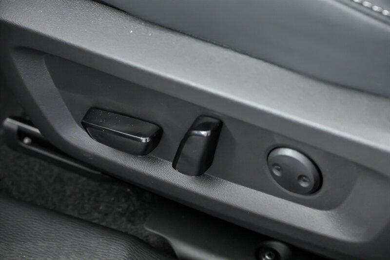 new 2025 Mitsubishi Outlander car, priced at $36,954