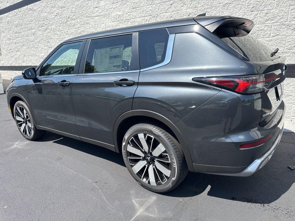 new 2025 Mitsubishi Outlander car, priced at $35,950