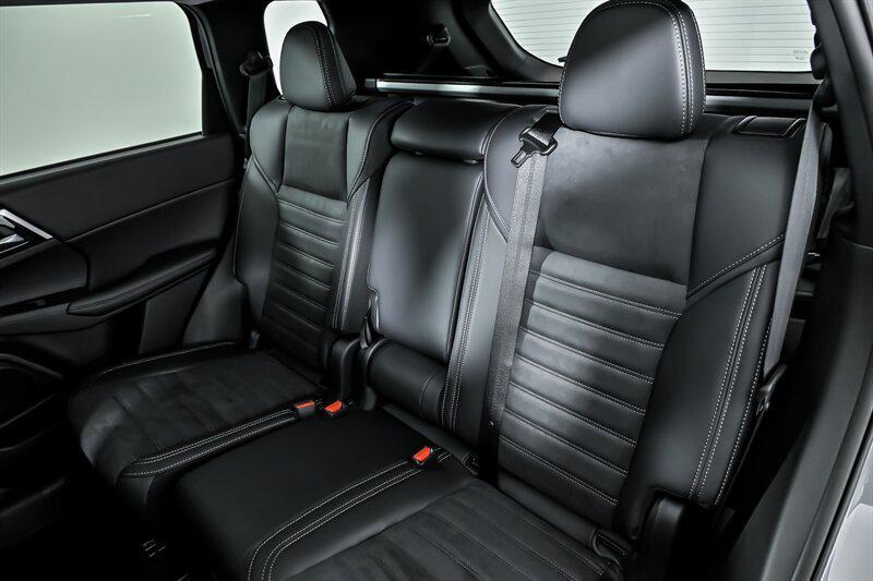 new 2025 Mitsubishi Outlander car, priced at $41,280