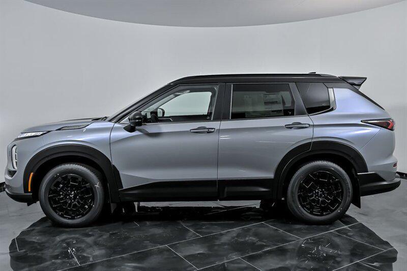 new 2025 Mitsubishi Outlander car, priced at $39,024