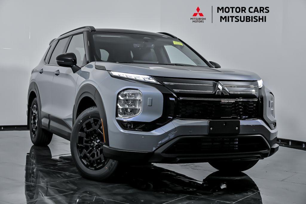 new 2025 Mitsubishi Outlander car, priced at $40,285