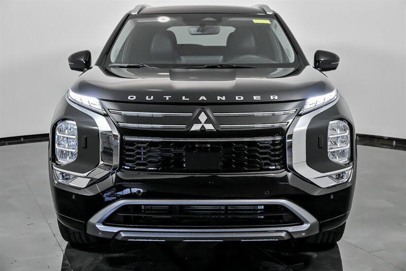 new 2025 Mitsubishi Outlander car, priced at $39,345