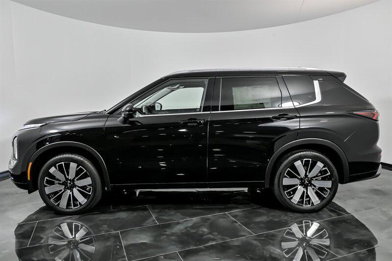 new 2025 Mitsubishi Outlander car, priced at $39,345