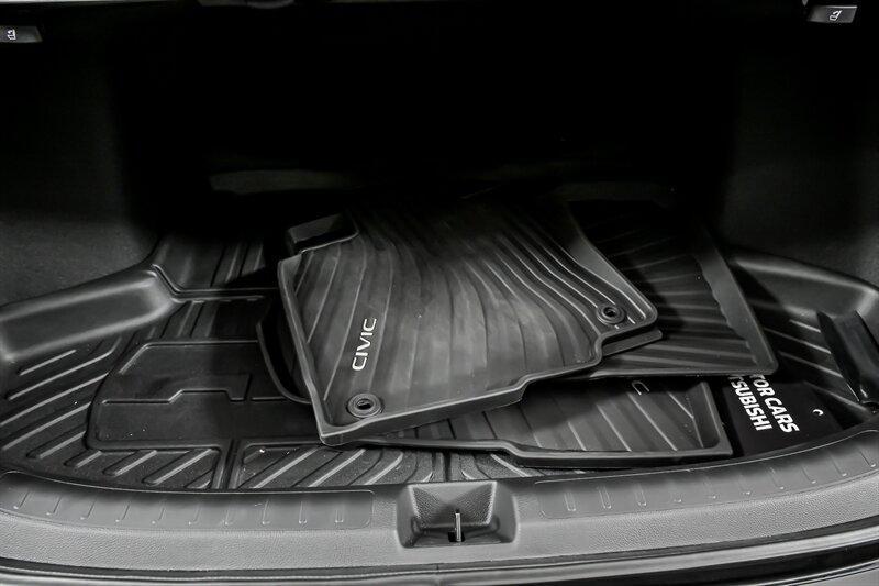 used 2025 Honda Civic Si car, priced at $31,995