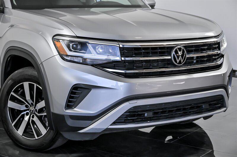 used 2022 Volkswagen Atlas car, priced at $18,995
