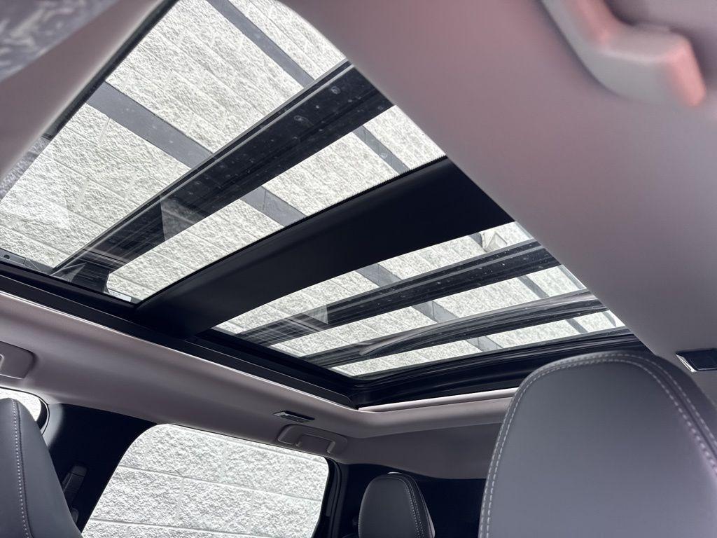 new 2025 Mitsubishi Outlander car, priced at $42,115