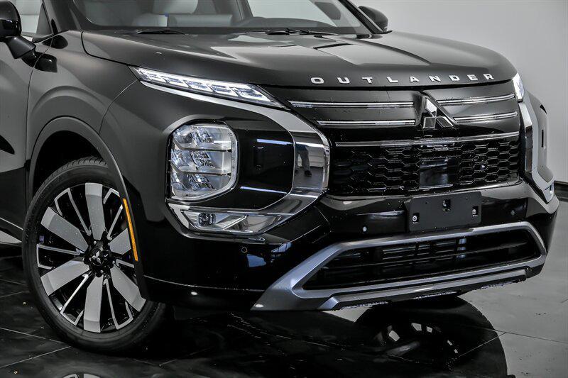new 2025 Mitsubishi Outlander car, priced at $40,821