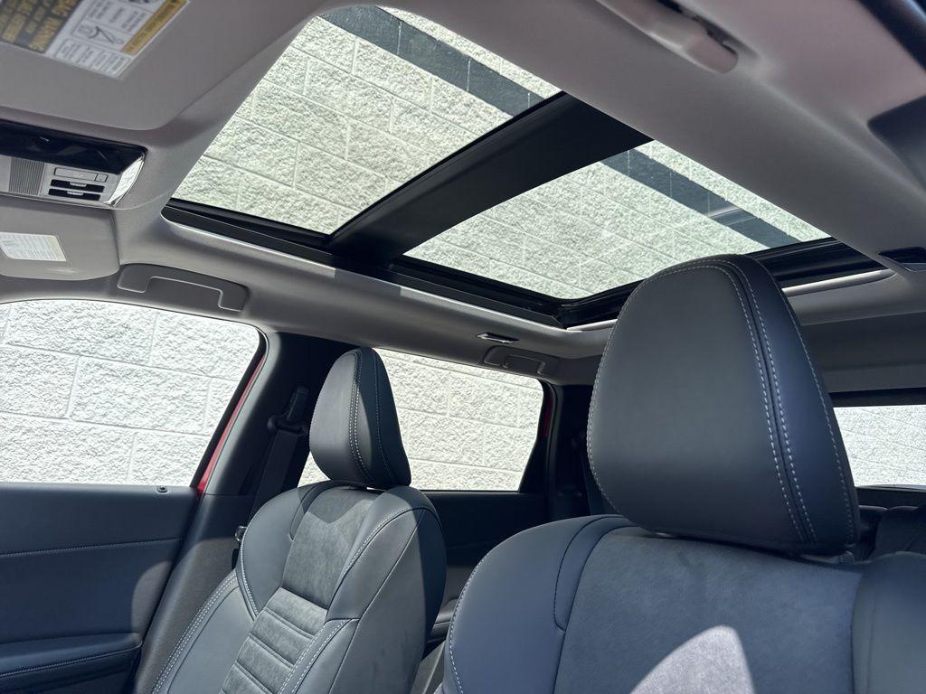 new 2025 Mitsubishi Outlander car, priced at $39,845