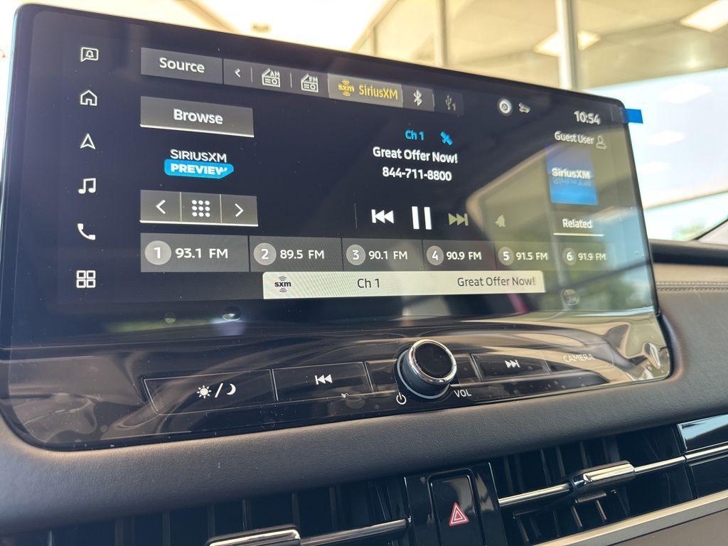 new 2025 Mitsubishi Outlander car, priced at $39,845