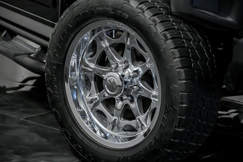 used 2003 Hummer H2 car, priced at $21,995