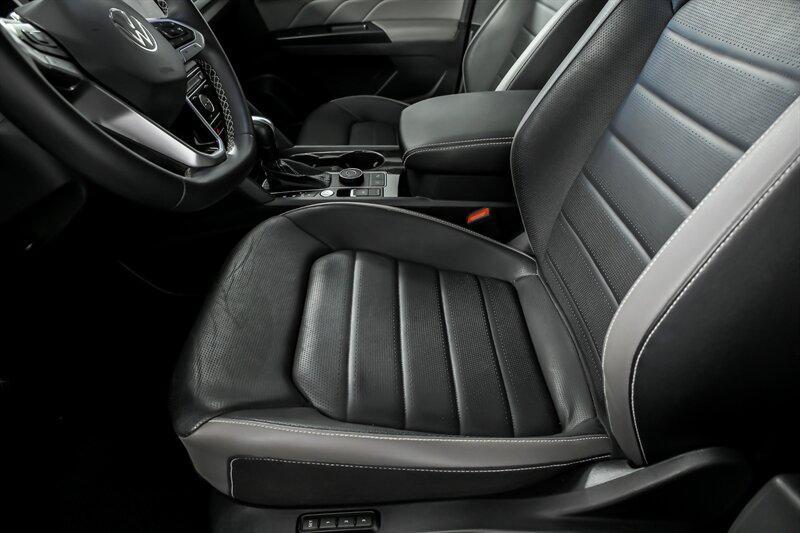 used 2021 Volkswagen Atlas car, priced at $29,995