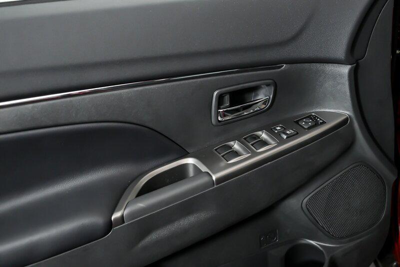 new 2025 Mitsubishi Outlander Sport car, priced at $28,066