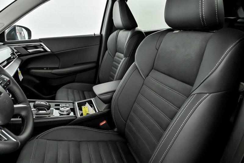 new 2025 Mitsubishi Outlander PHEV car, priced at $43,929