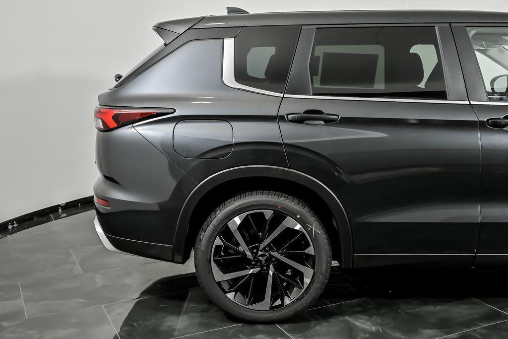 new 2025 Mitsubishi Outlander PHEV car, priced at $44,785