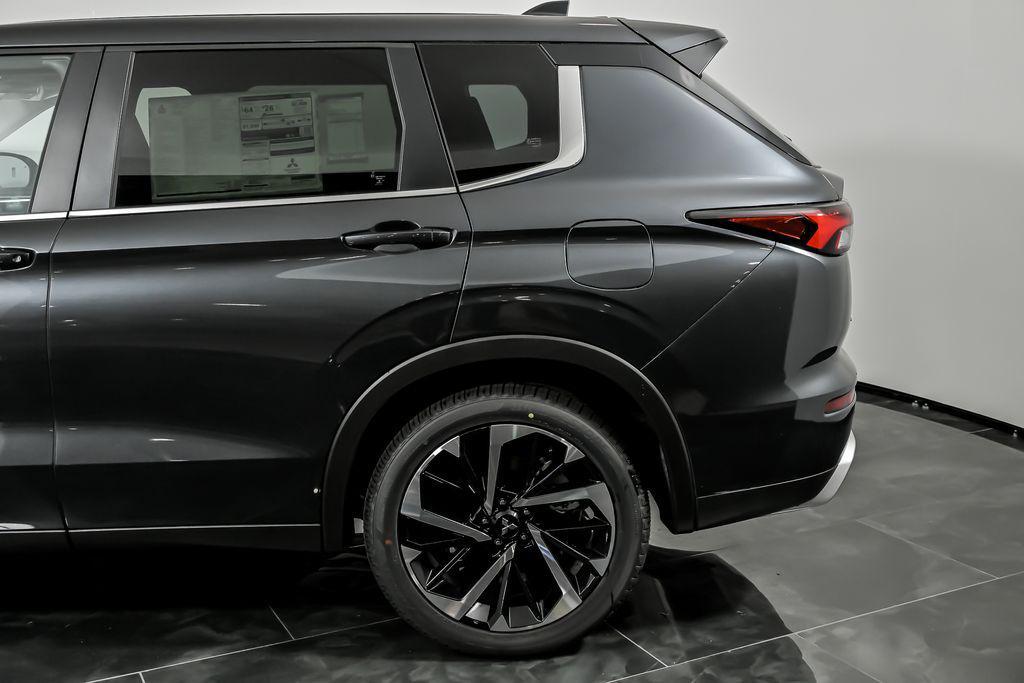 new 2025 Mitsubishi Outlander PHEV car, priced at $44,785
