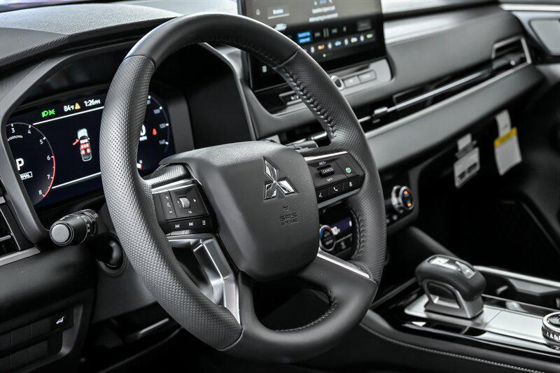new 2025 Mitsubishi Outlander car, priced at $37,575