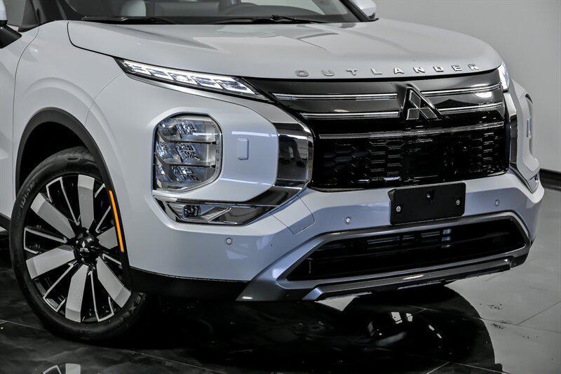 new 2025 Mitsubishi Outlander car, priced at $37,575