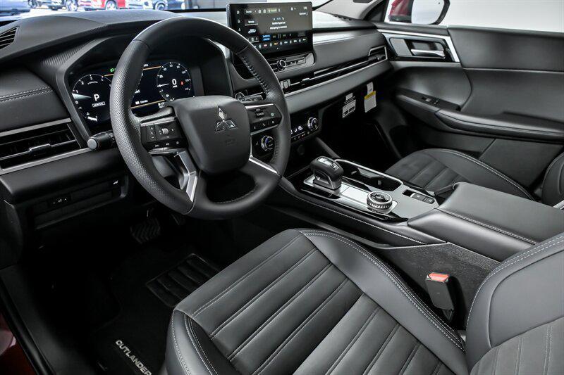 new 2025 Mitsubishi Outlander car, priced at $37,575