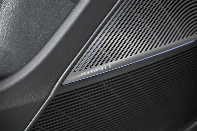 used 2022 Audi RS Q8 car, priced at $84,995