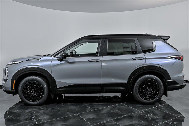 new 2025 Mitsubishi Outlander car, priced at $39,024