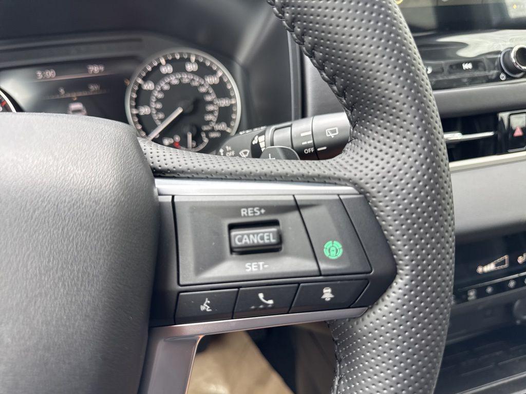 new 2025 Mitsubishi Outlander car, priced at $40,285