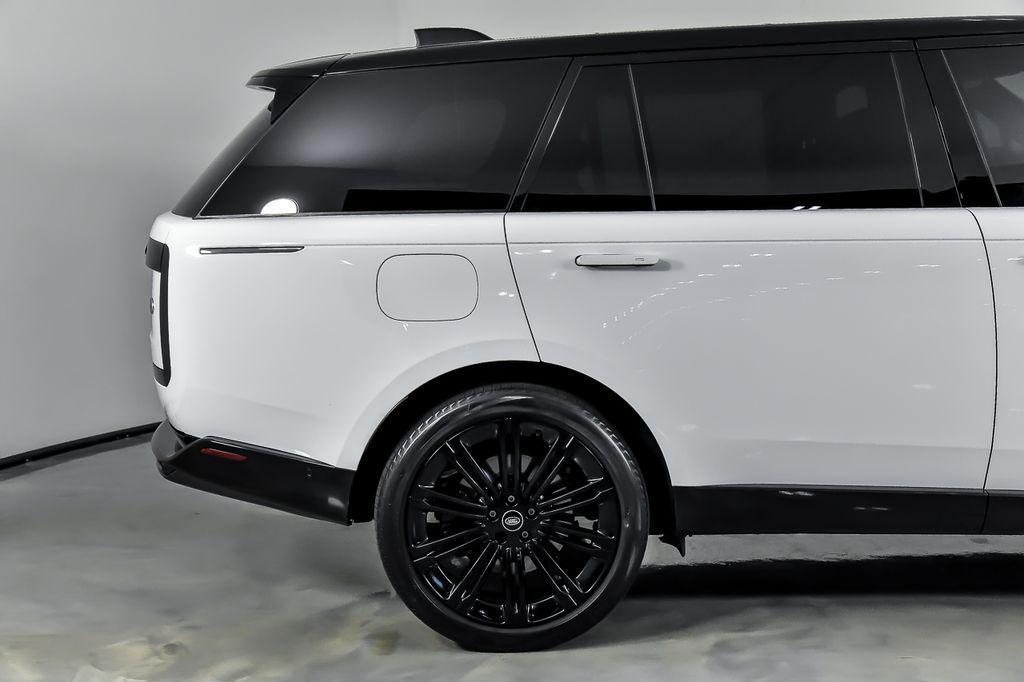 used 2022 Land Rover Range Rover car, priced at $87,995