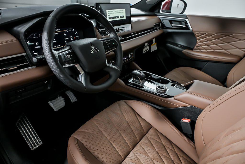 new 2025 Mitsubishi Outlander car, priced at $44,995