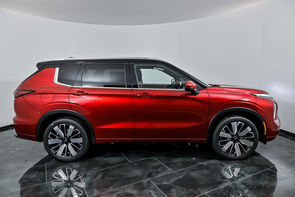 new 2025 Mitsubishi Outlander car, priced at $44,995