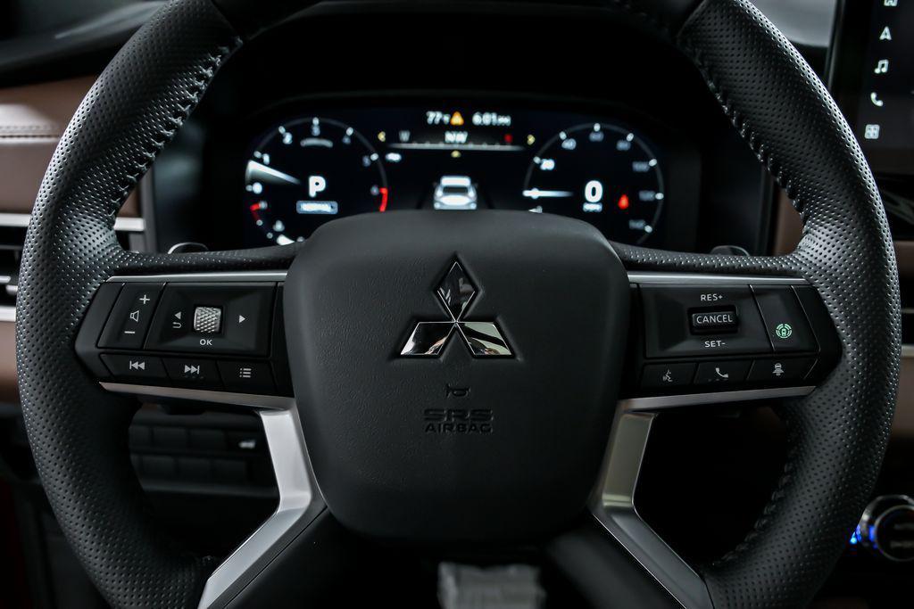 new 2025 Mitsubishi Outlander car, priced at $44,995