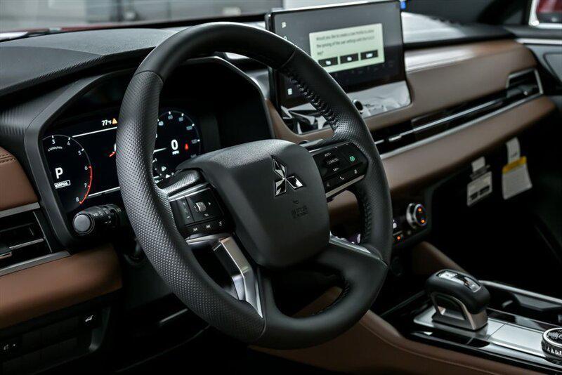 new 2025 Mitsubishi Outlander car, priced at $44,495